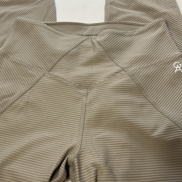 Good American Sz 1 Nude Ribbed Elastic Waist Pull On Skinny Leggings - Picture 3 of 7